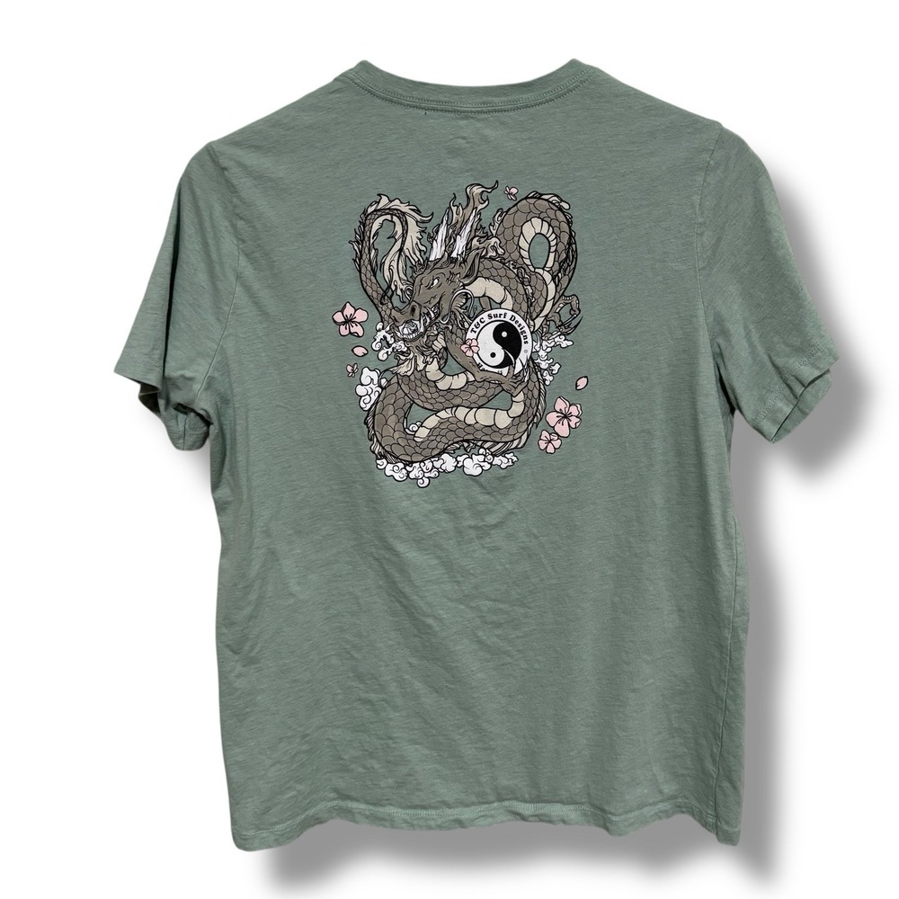 T&C Surf Designs Hawaii Women's Dragon Graphic T Shirt Green Size Large 20x26